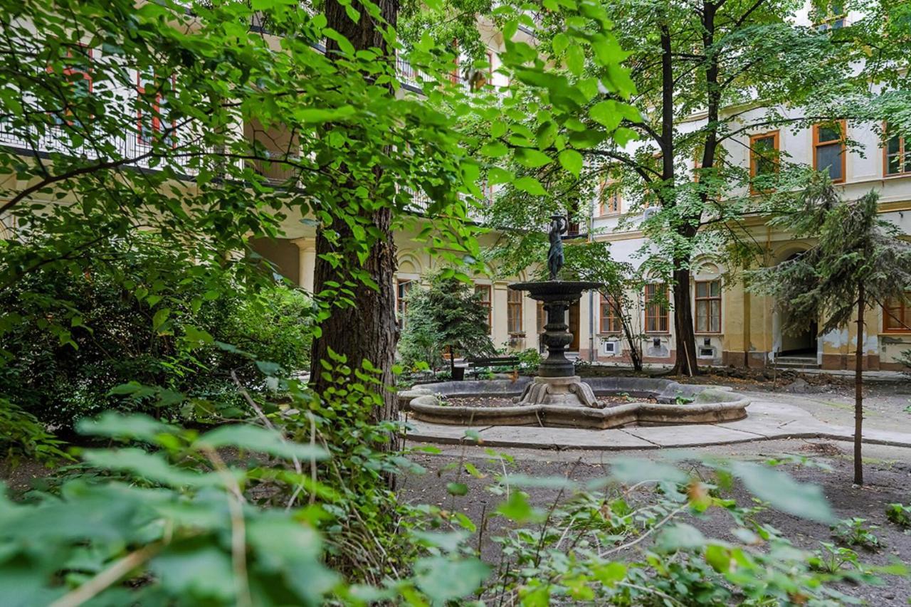 Liszt Studio Budapeste Exterior foto
