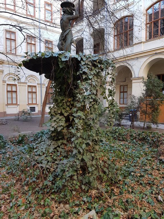 Liszt Studio Budapeste Exterior foto